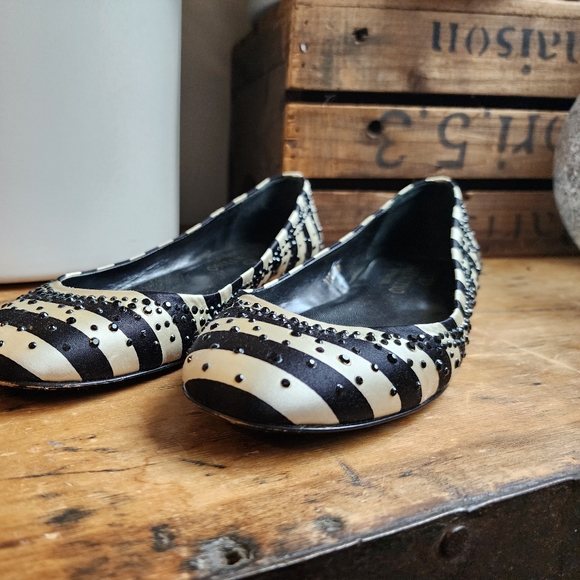 Valentino Garavani one of a kind flats - Picture 2 of 6